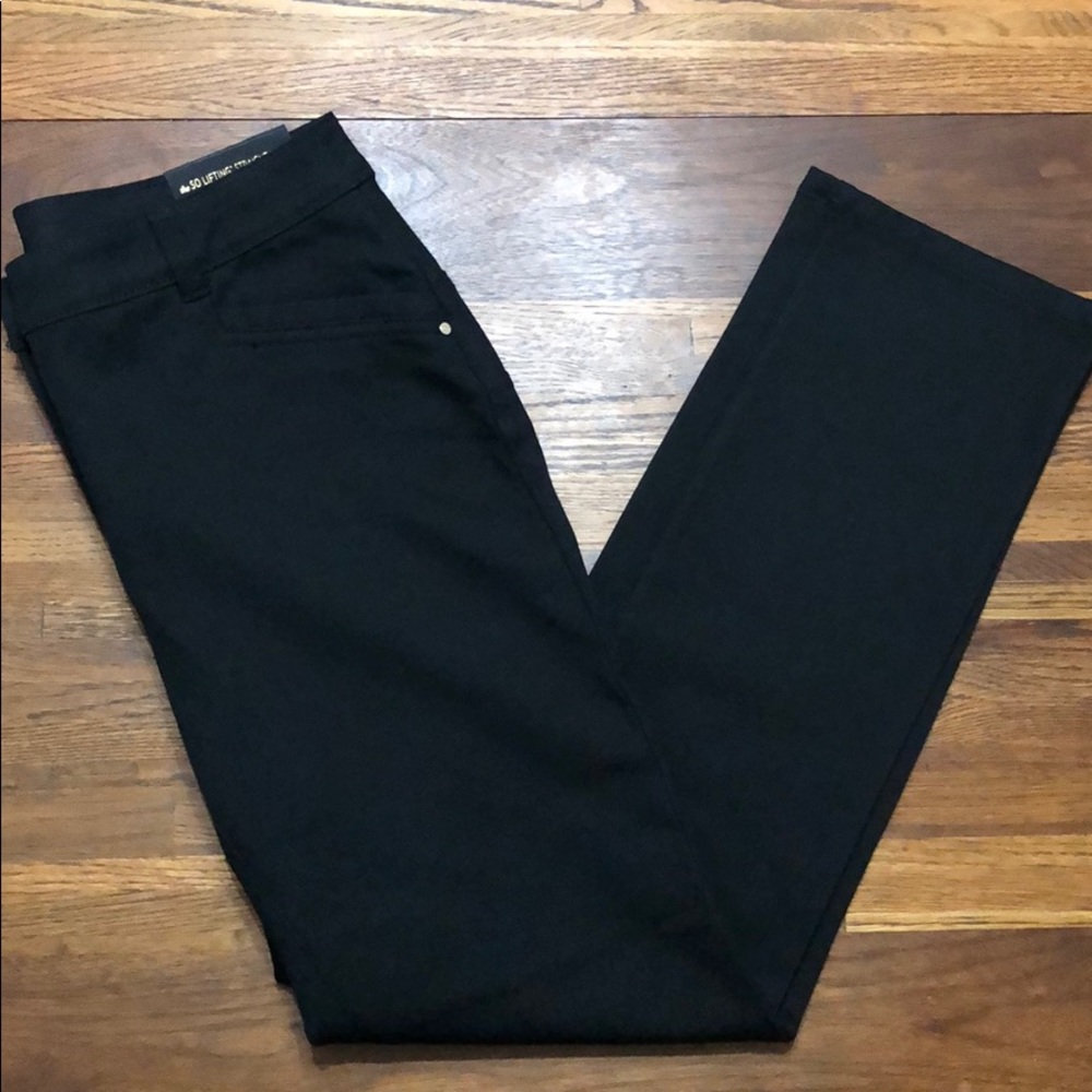 Chico’s So Lifting Straight Leg Jeans - Black